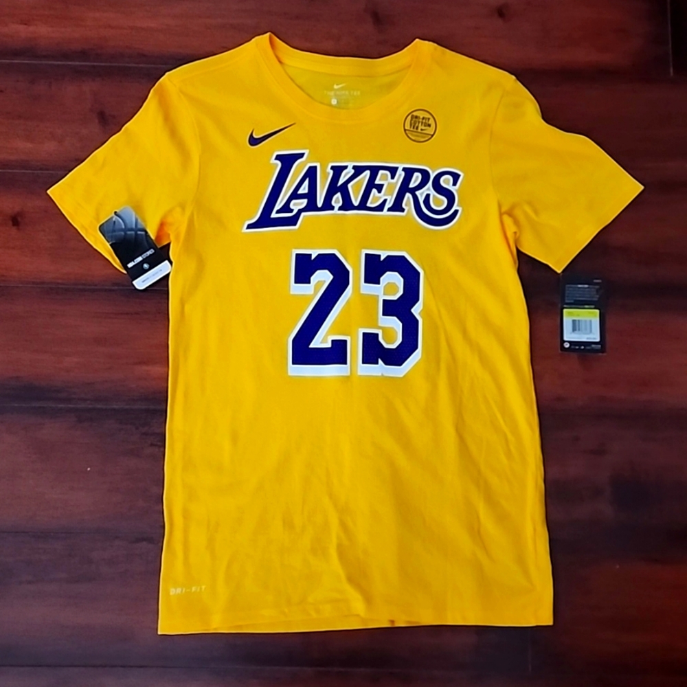 NIKE Lebron James T-shirt Small